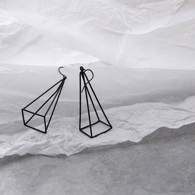 Europe and America Minimalist Punk Earrings Set for Women Geometric 3D Triangle Hollow Polygon Earrings Brincos Party Jewelry JH
